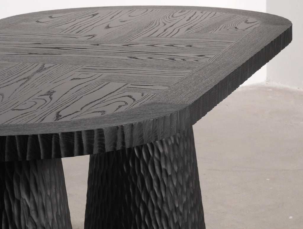 Moron Dining Table