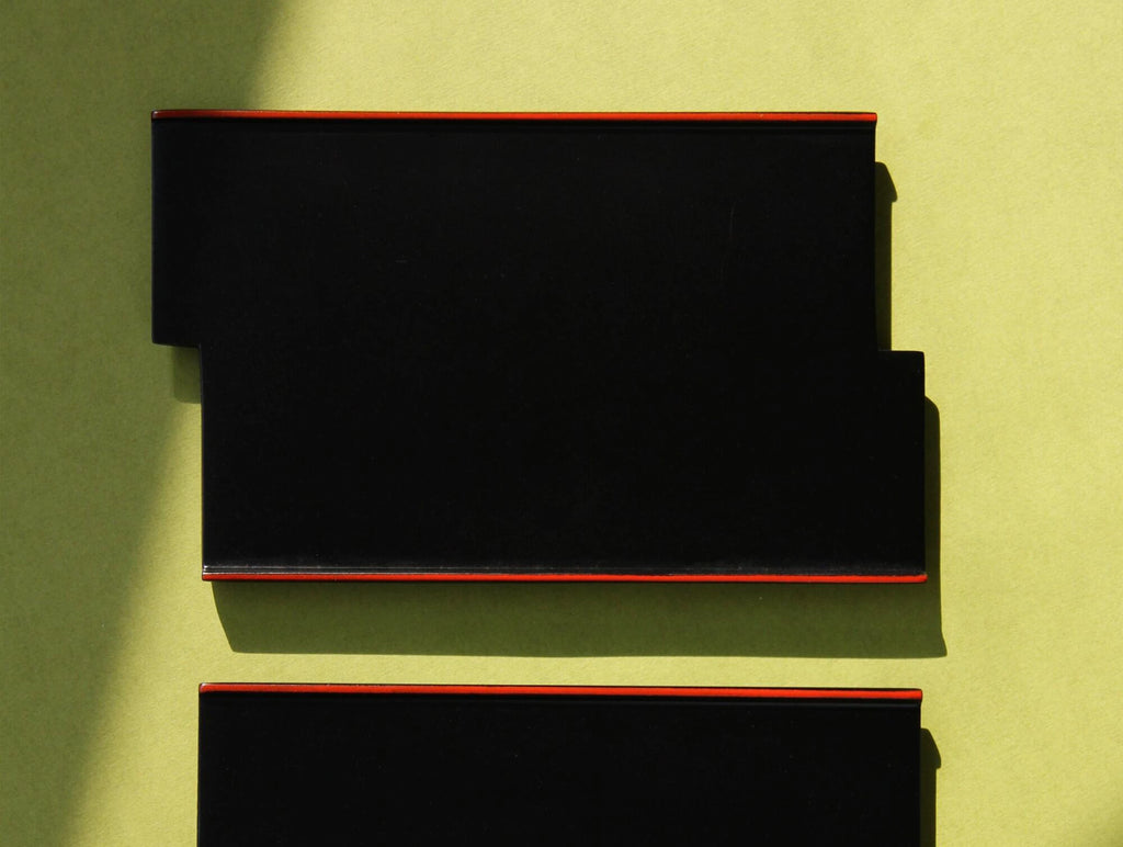 Heian Zohiko geometric lacquer tray, scale and form