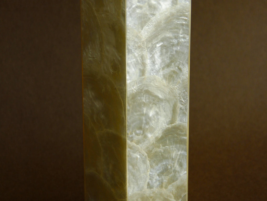 Mother-of-pearl lacquer vase, side view