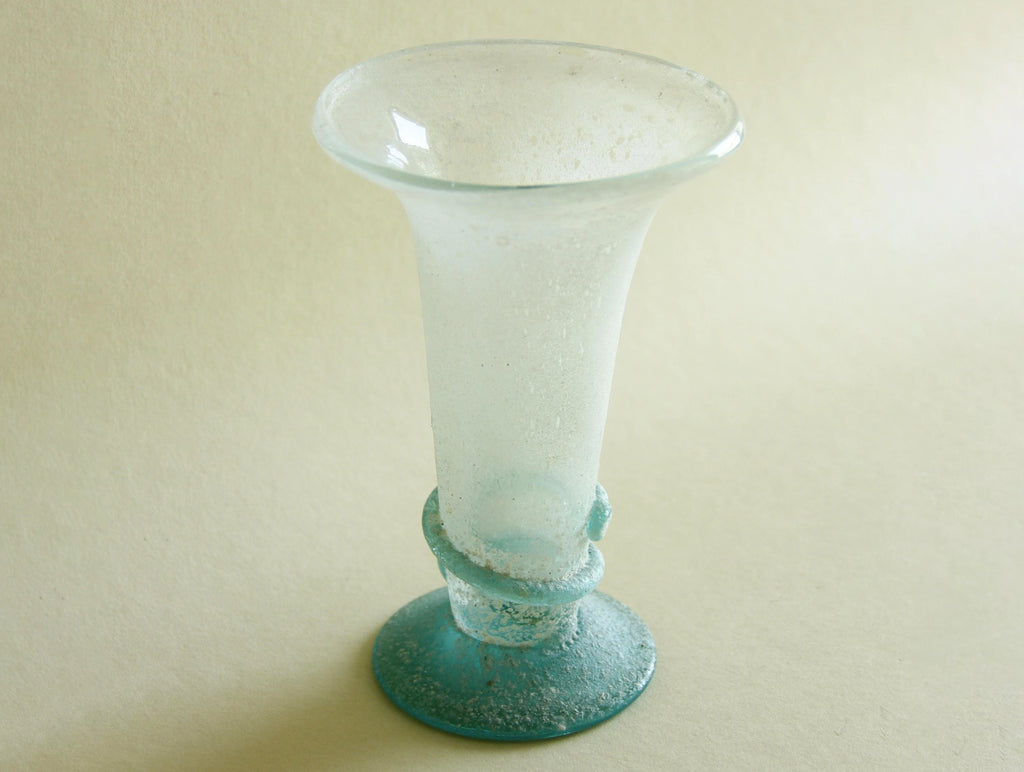 Scavo art glass vase, base detail