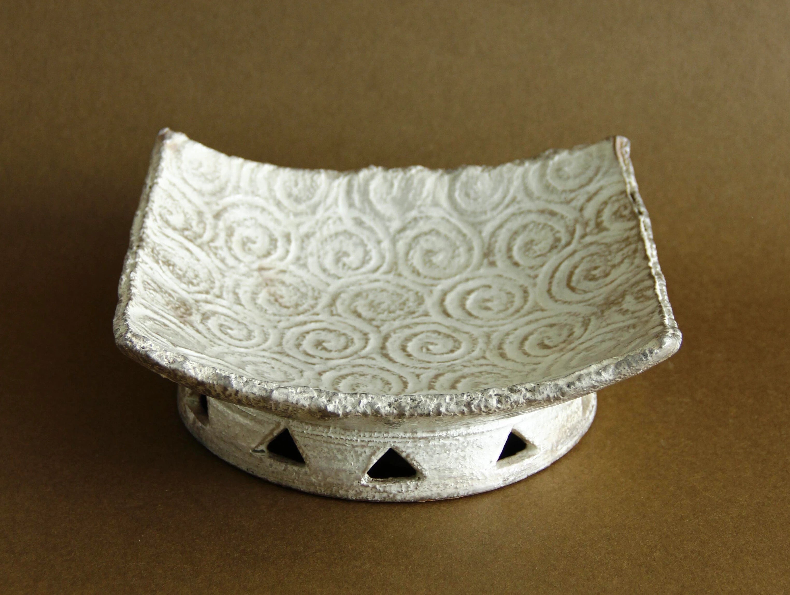 Silver-finish square footed tray, surface detail