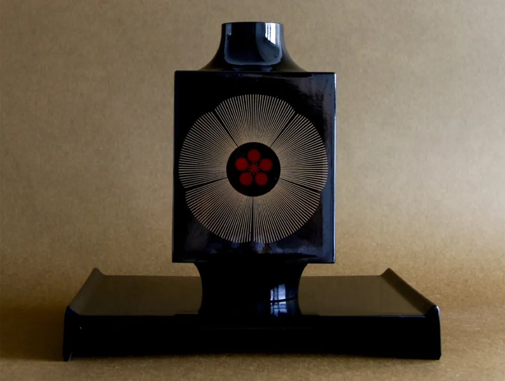 Yamanaka lacquer decorative object, side view