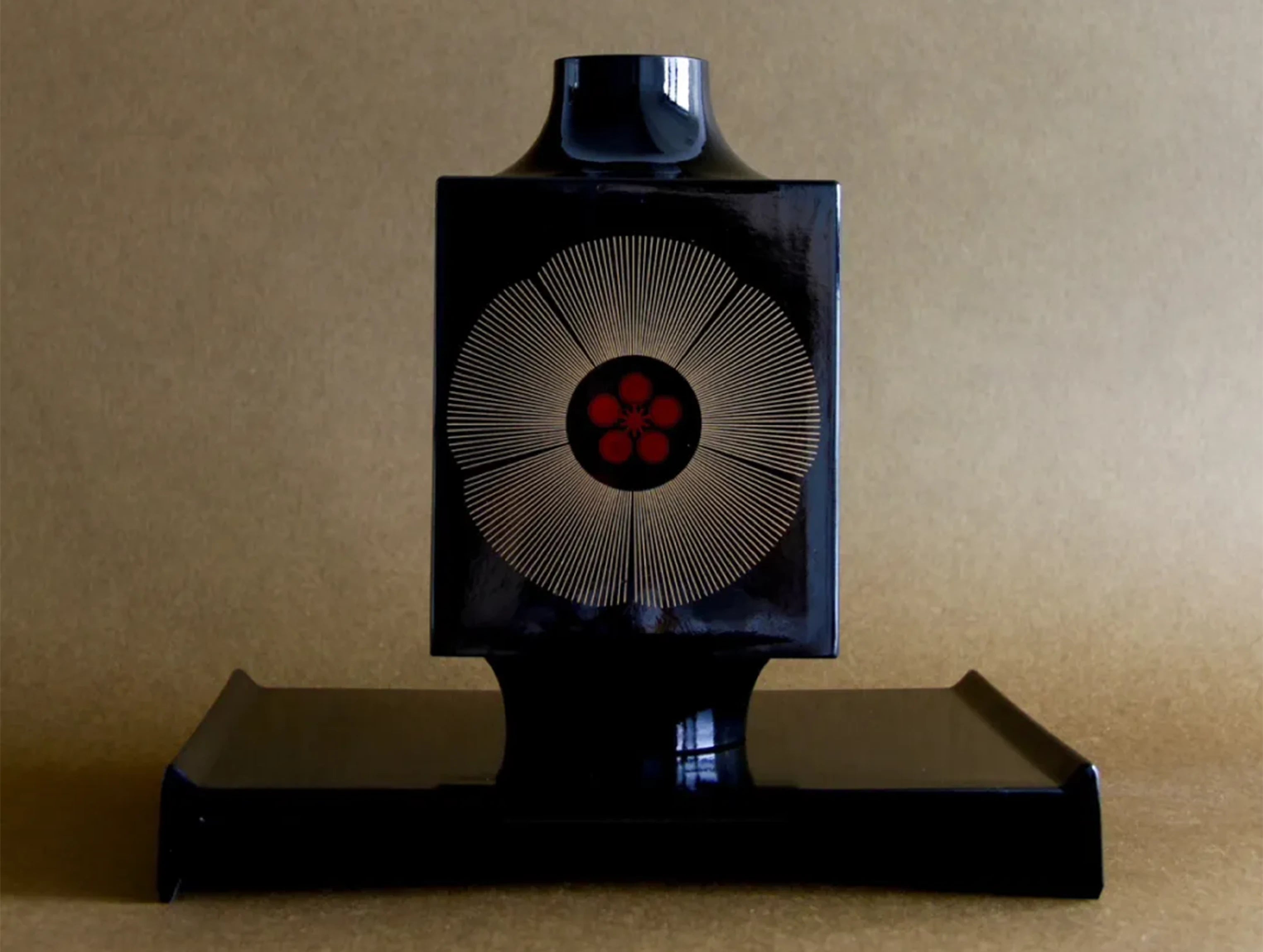Yamanaka lacquer decorative object, side view